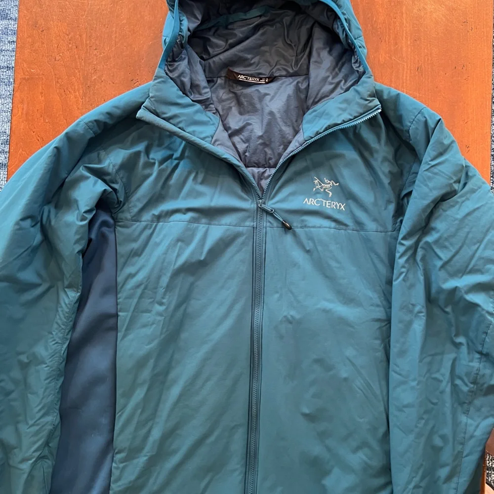 Arc'teryx Men's Atom LT Hoody Teal Blue Jacket - Picture 2 of 5